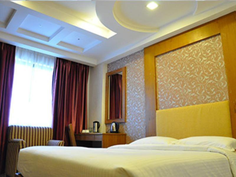 The Vijay Park - Airport Hotel Csennai Kültér fotó