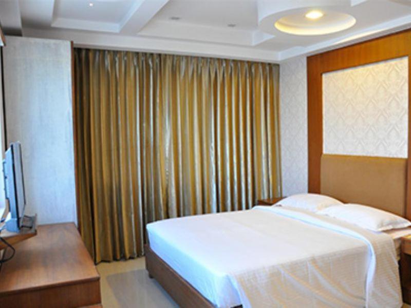 The Vijay Park - Airport Hotel Csennai Kültér fotó