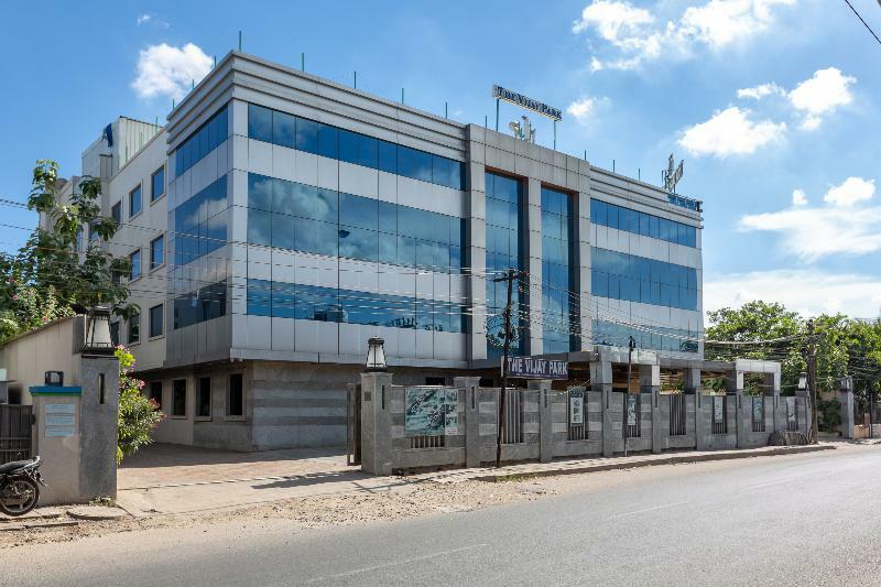 The Vijay Park - Airport Hotel Csennai Kültér fotó