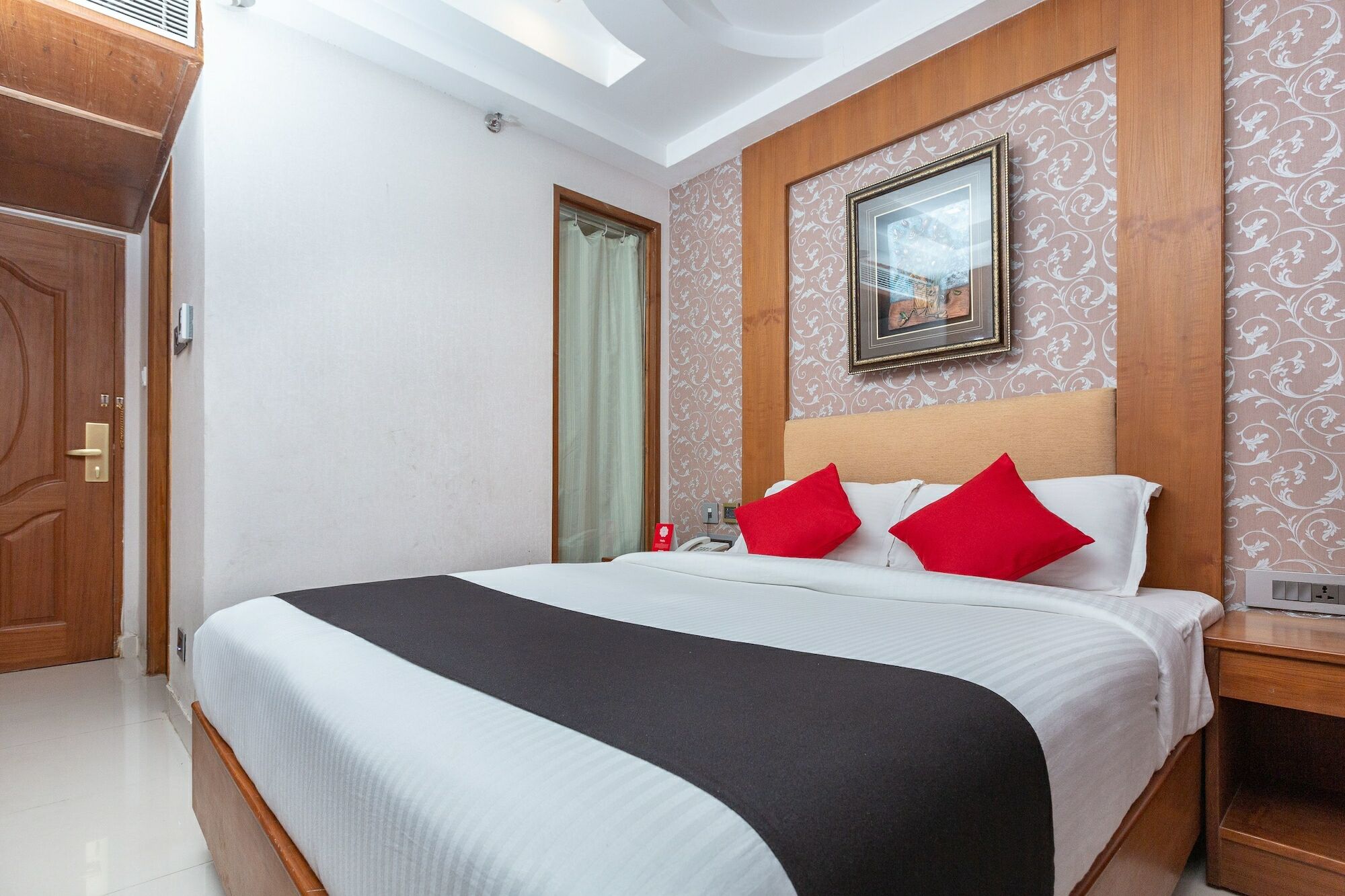 The Vijay Park - Airport Hotel Csennai Kültér fotó